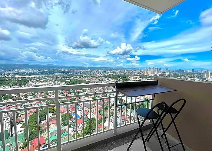 3 Bedroom Unit Near Cubao 4*